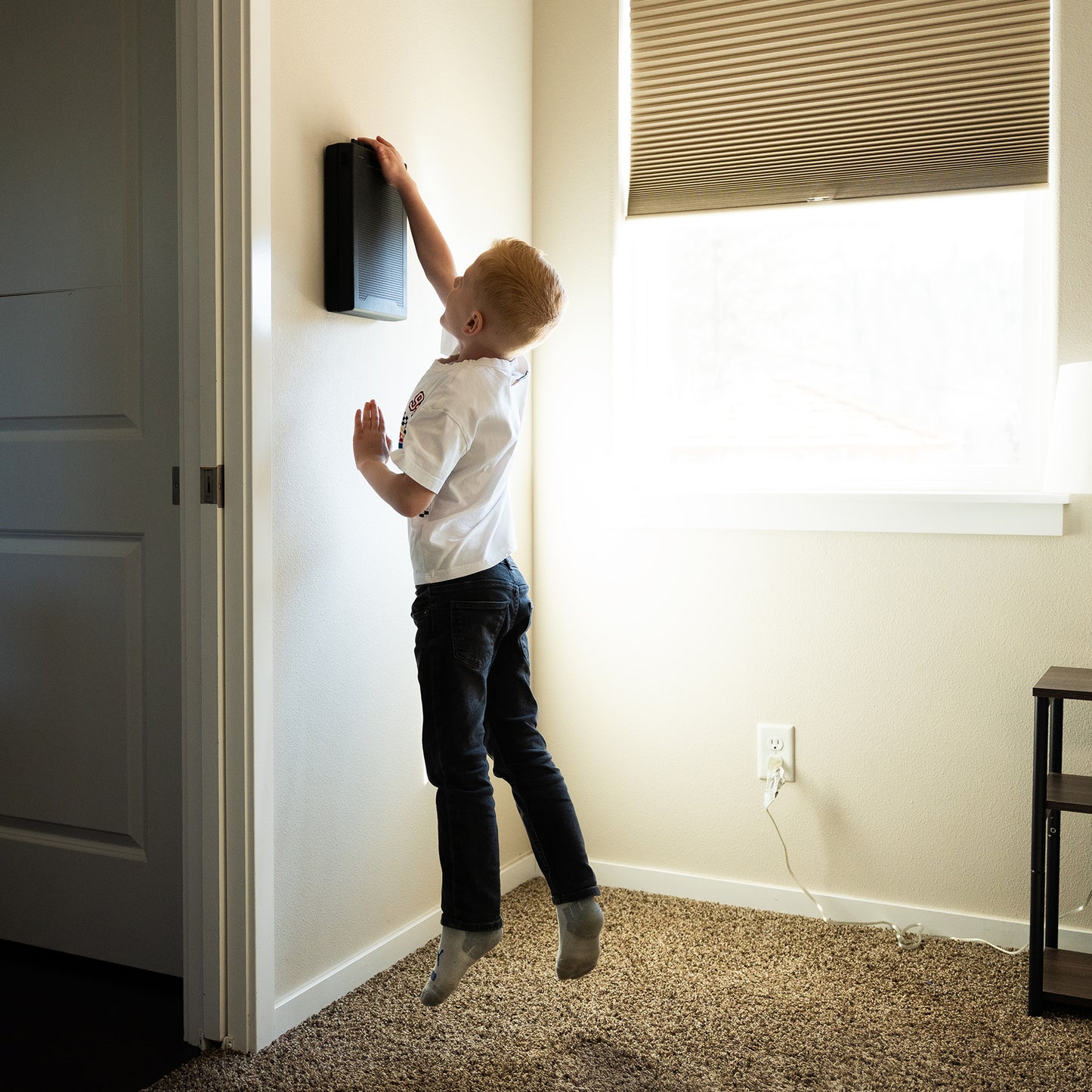 STOPBOX WALL-MOUNTED
