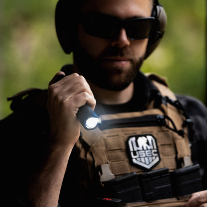 PELICAN 7600 TACTICAL FLASHLIGHT